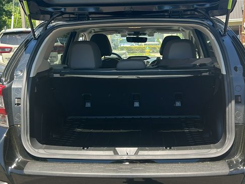 Used 2023 Subaru Crosstrek 2.5i Sport AWD/4WD image 6