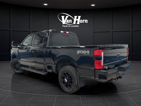 Used 2025 Ford F250 Lariat w/ Lariat Ultimate Package AWD/4WD image 5