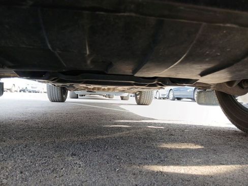 Used 2018 Jeep Grand Cherokee Altitude image 12