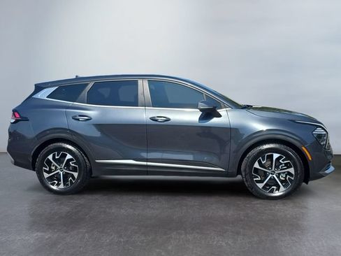 Used 2024 Kia Sportage EX FWD image 6