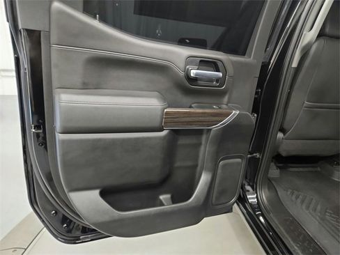 Used 2020 Chevrolet Silverado 1500 LT Trail Boss image 30