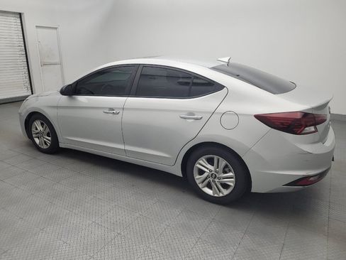 Used 2019 Hyundai Elantra Value Edition FWD image 3