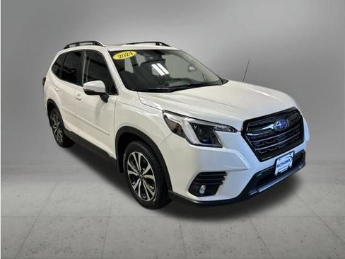Used 2024 Subaru Forester Limited AWD/4WD image 8