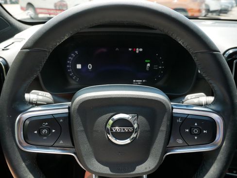 Certified 2023 Volvo C40 P8 Recharge Ultimate w/ Protection Package Premier AWD/4WD image 25