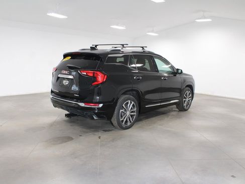 Used 2020 GMC Terrain Denali w/ Denali Premium Package image 9