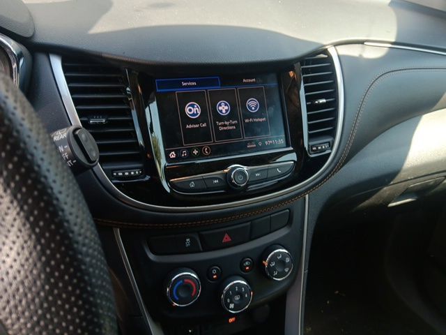 Used 2021 Chevrolet Trax LT AWD/4WD image 6