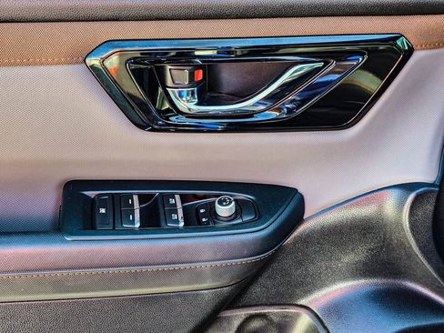 Used 2025 Subaru Forester Sport w/ Popular Package #1 image 15