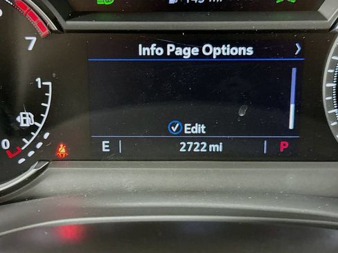 Used 2025 Cadillac XT6 Luxury FWD image 14
