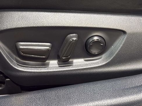 Used 2023 Toyota Camry SE AWD/4WD image 20