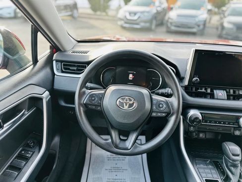 Used 2023 Toyota RAV4 XLE image 11