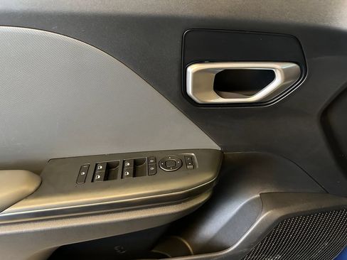Used 2025 Kia K4 FWD image 19