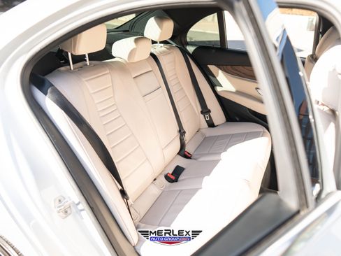 Used 2017 Mercedes-Benz E 300 image 18