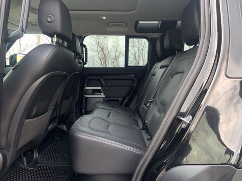 Certified 2024 Land Rover Defender 110 S image 17