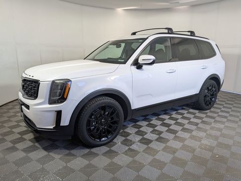 Used 2021 Kia Telluride SX w/ Nightfall Edition Package image 4