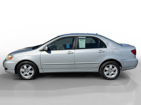Used 2007 Toyota Corolla FWD image 2