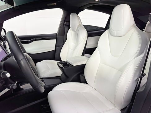 Used 2019 Tesla Model X Long Range image 37