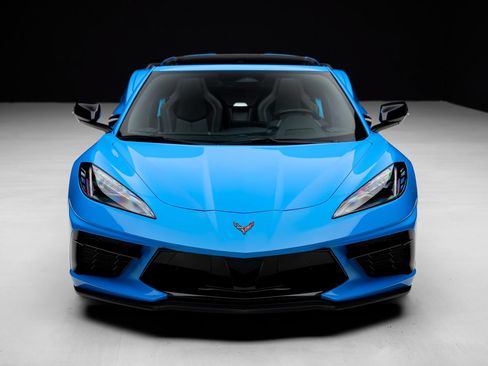 Used 2024 Chevrolet Corvette Stingray Coupe w/ Z51 Performance Package RWD image 8