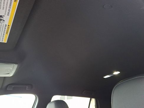 Used 2026 Chevrolet Equinox LT w/ Convenience Package II image 14