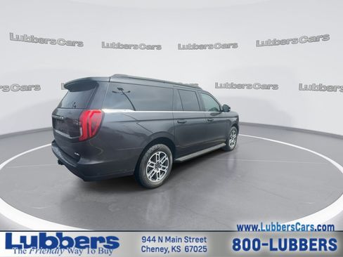 Used 2025 Ford Expedition Max Active AWD/4WD image 8