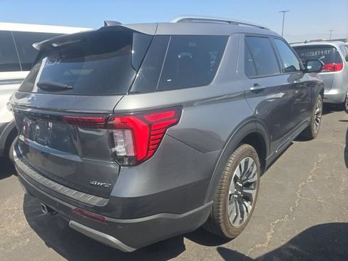 Used 2025 Ford Explorer Platinum w/ LUX Leather Package AWD/4WD image 3