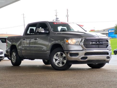 Used 2024 RAM 1500 Laramie image 18
