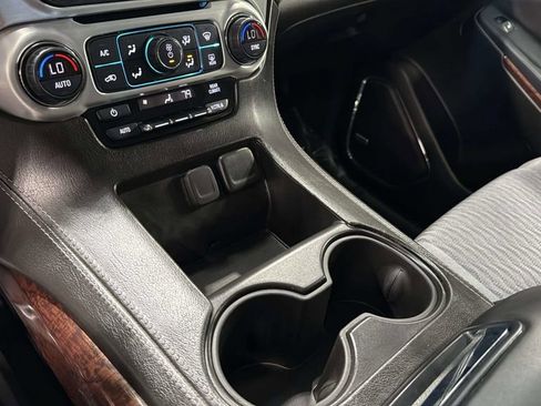 Used 2020 GMC Yukon SLE AWD/4WD image 31