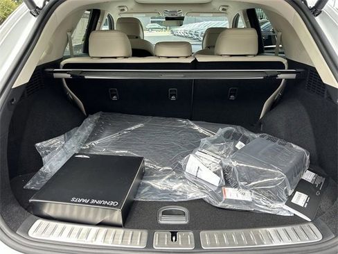 Used 2026 Genesis GV70 2.5T Advanced image 7