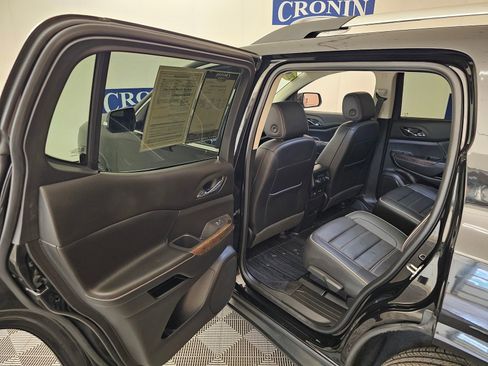 Used 2020 GMC Acadia Denali w/ Technology Package image 43