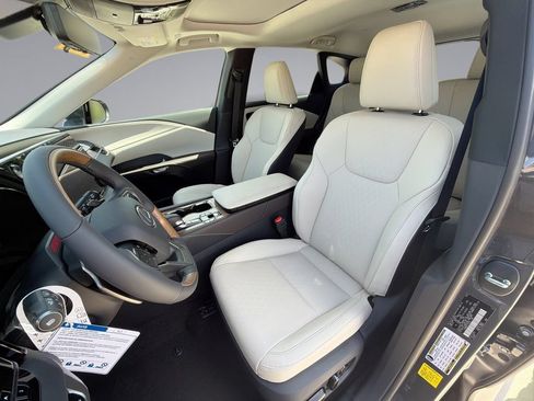 Used 2026 Lexus RX 350 Premium Plus w/ Convenience Package AWD/4WD image 29