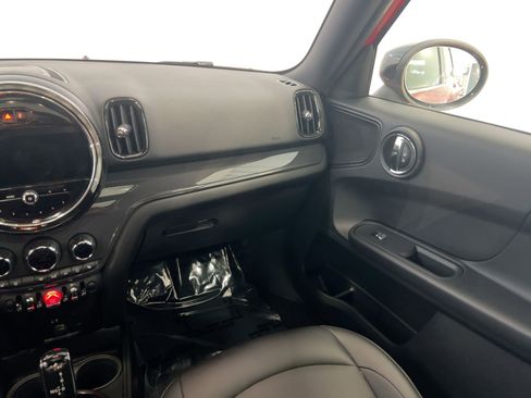 Used 2022 MINI Cooper Countryman Oxford Edition image 28