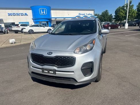 Used 2018 Kia Sportage LX FWD image 2