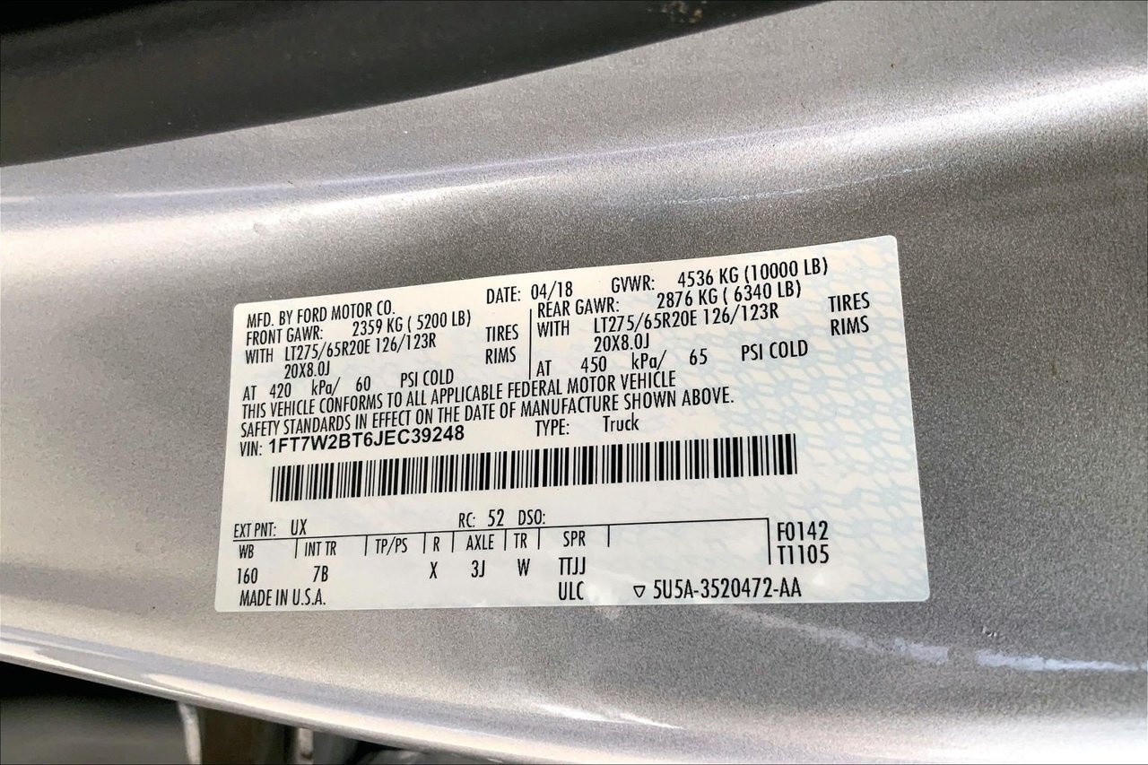 Used 2018 Ford F250 Platinum w/ Platinum Ultimate Package AWD/4WD image 8