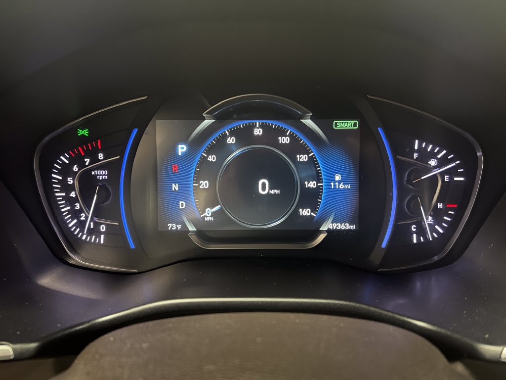 Used 2020 Hyundai Santa Fe SEL FWD image 15