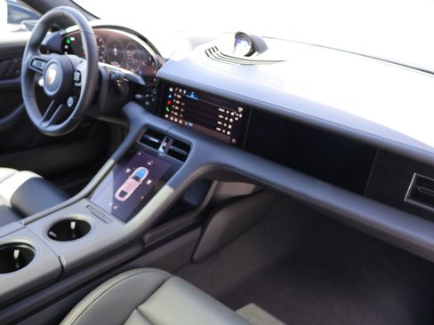 New 2026 Porsche Taycan 4S AWD/4WD image 25