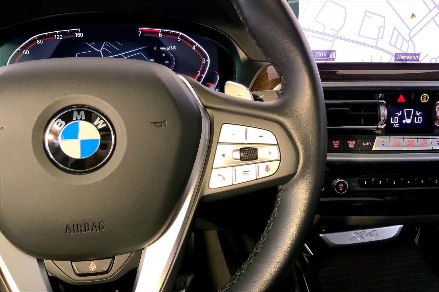 Used 2024 BMW X4 xDrive30i w/ Parking Assistance Package AWD/4WD image 25