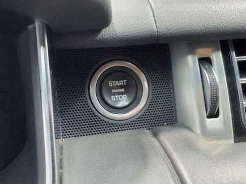 Used 2020 Land Rover Range Rover HSE AWD/4WD image 24