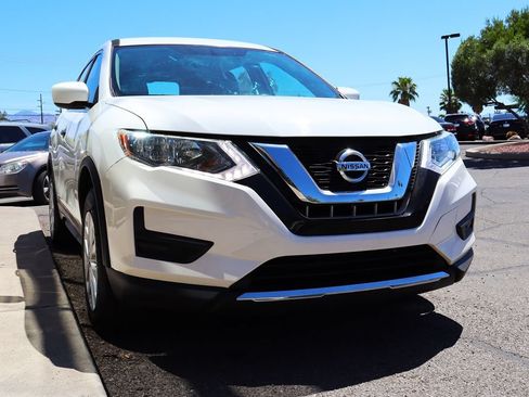 Used 2017 Nissan Rogue S AWD/4WD image 17