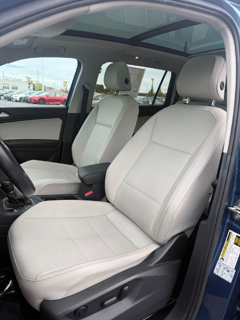 Used 2019 Volkswagen Tiguan SE w/ Panoramic Sunroof Package AWD/4WD image 30