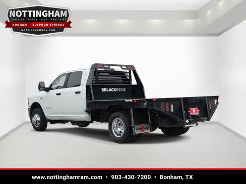 Used 2024 RAM 3500 SLT w/ Quick Order Package 2YG SLT AWD/4WD image 6