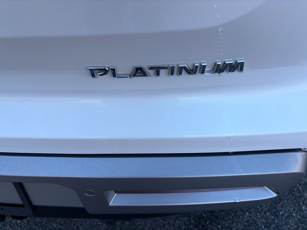 Certified 2025 Nissan Pathfinder Platinum w/ Cargo Package FWD image 9