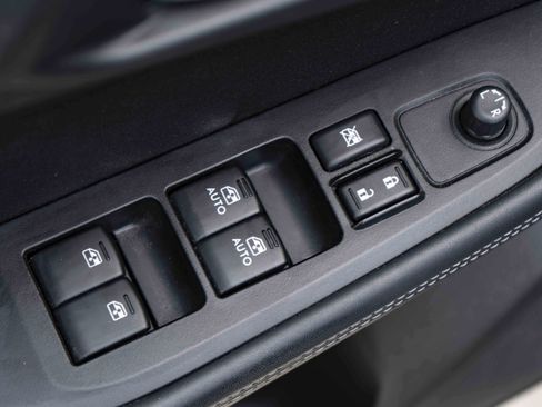 Used 2018 Subaru Legacy 2.5i Premium image 34