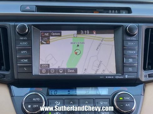 Used 2017 Toyota RAV4 XLE FWD image 28