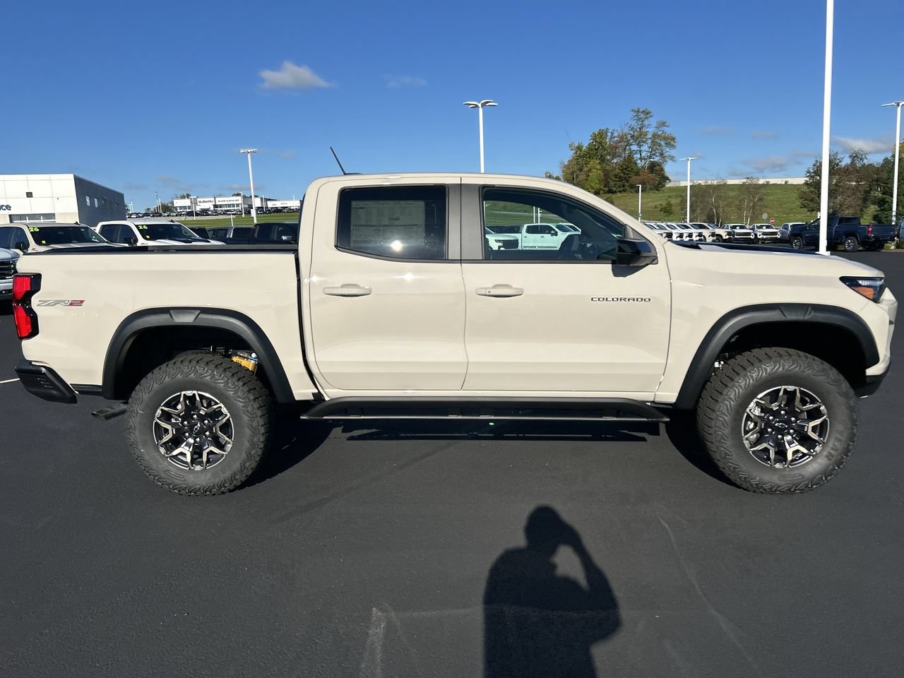 New 2026 Chevrolet Colorado ZR2 w/ Technology Package AWD/4WD image 8