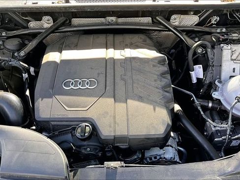 Used 2023 Audi Q5 2.0T Premium w/ Convenience Package AWD/4WD image 31
