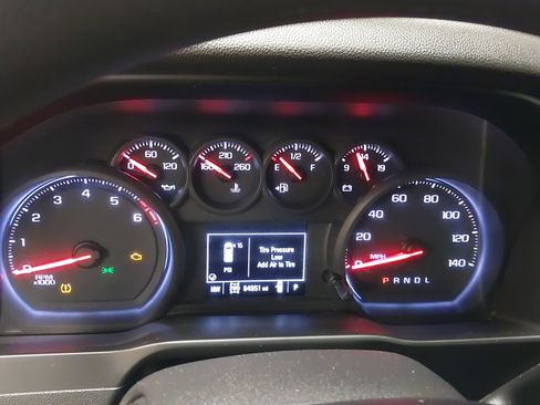 Used 2019 Chevrolet Silverado 1500 Custom Trail Boss w/ Custom Convenience Package image 18