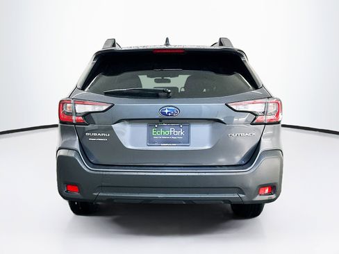 Used 2025 Subaru Outback Premium AWD/4WD image 7