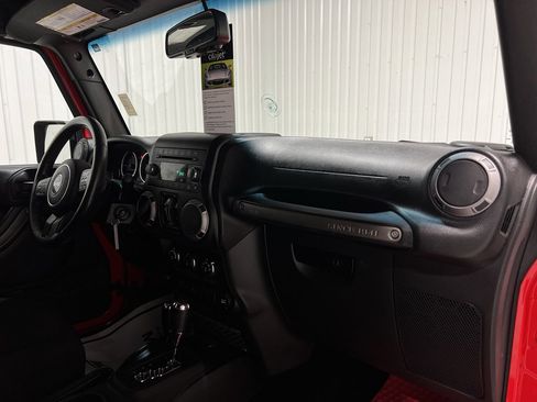 Used 2015 Jeep Wrangler Unlimited Sport w/ Quick Order Package 24S image 21