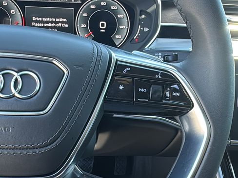 Used 2025 Audi A8 L 3.0T image 24