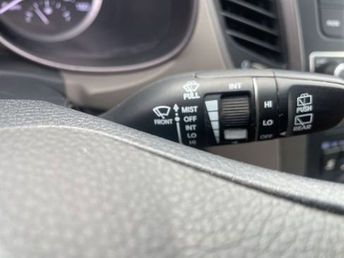 Used 2018 Hyundai Santa Fe Sport image 32