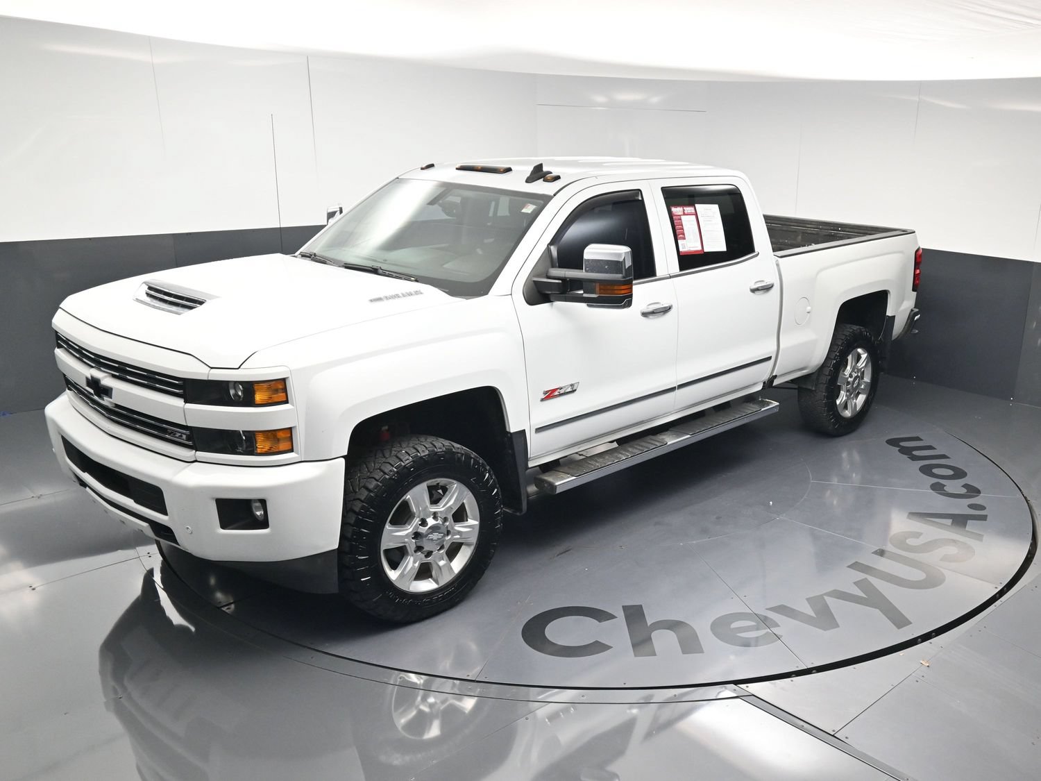 Used 2017 Chevrolet Silverado 2500 LTZ w/ Duramax Plus Package AWD/4WD image 31
